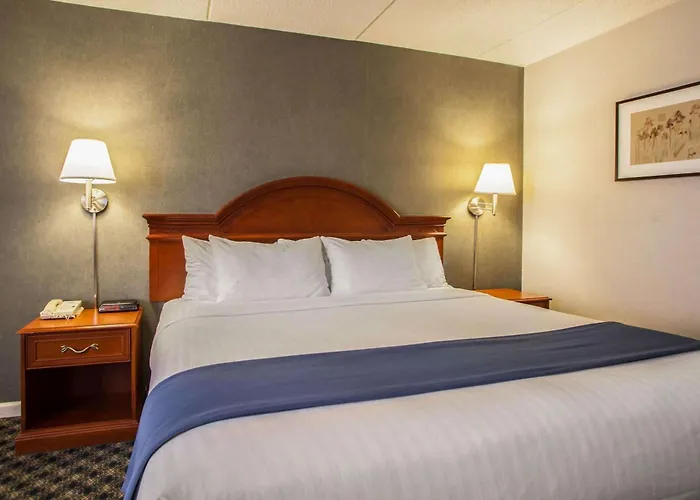 Quality & St Charles -west Chicago 4* Saint Charles