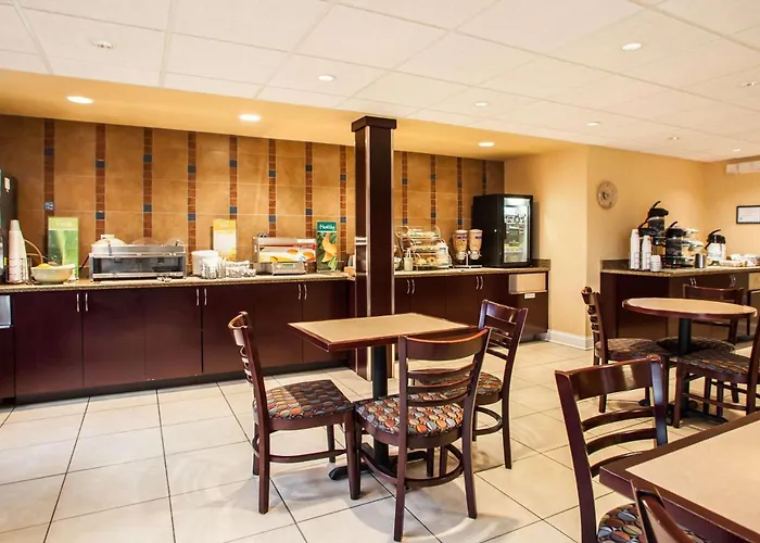 Hotel Quality & St Charles -west Chicago Saint Charles
