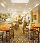Quality & St Charles -west Chicago Hotel